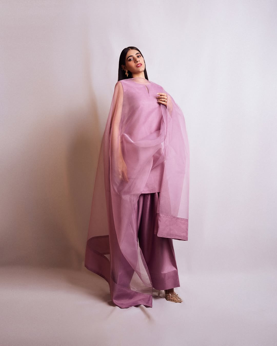 Lilac Farshi